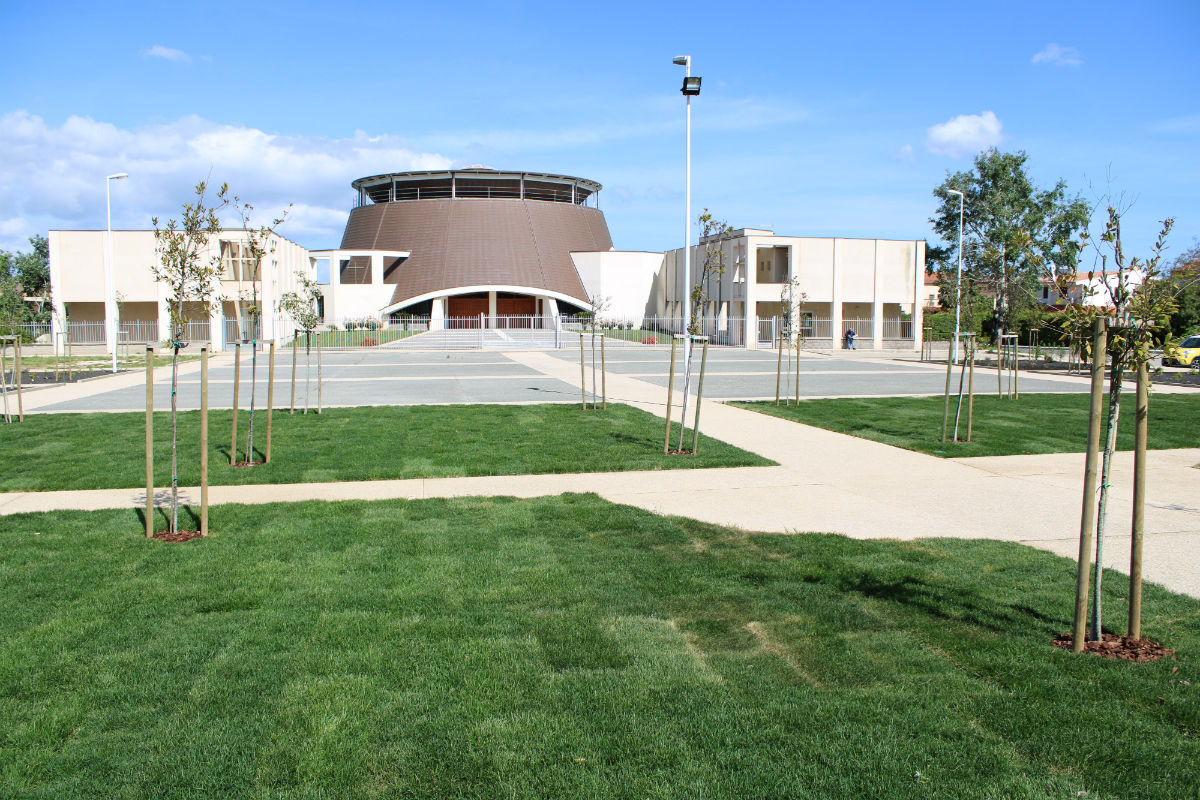 Sant'Orsola — portale storico in pietra
